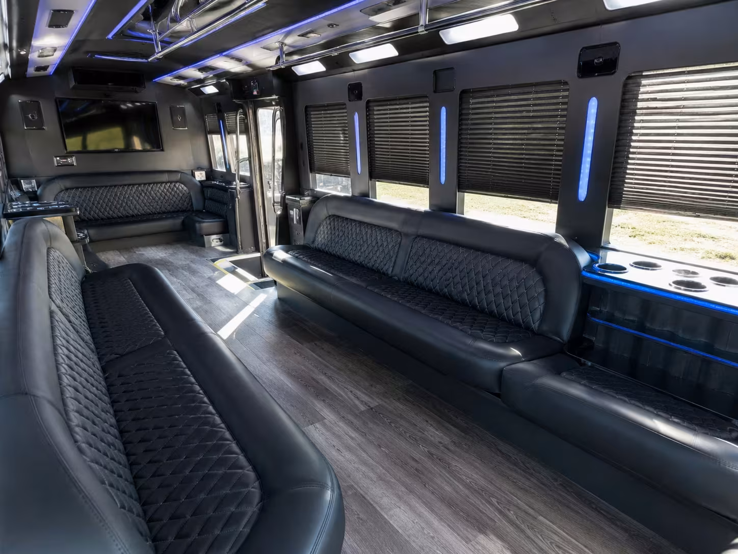 pharr party buses for concerts at payne arena in hidalgo